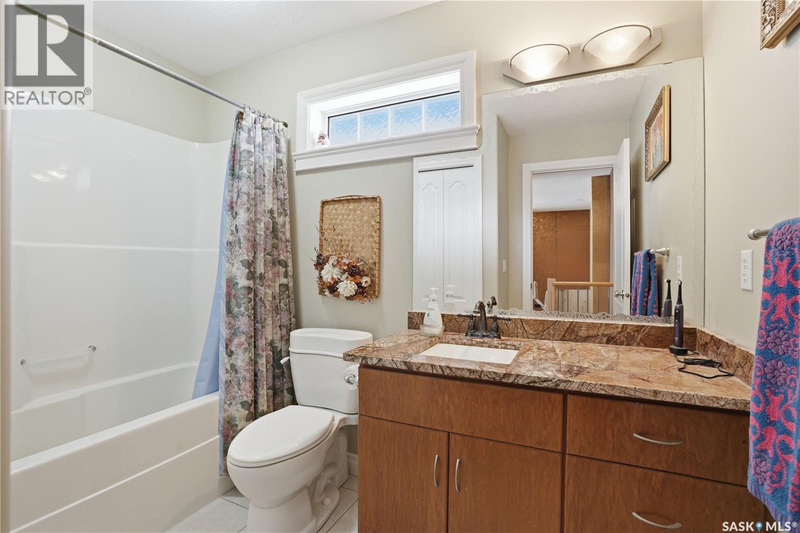 603 Brookhurst Court, Saskatoon, SK - Indoor Photo Showing Bathroom