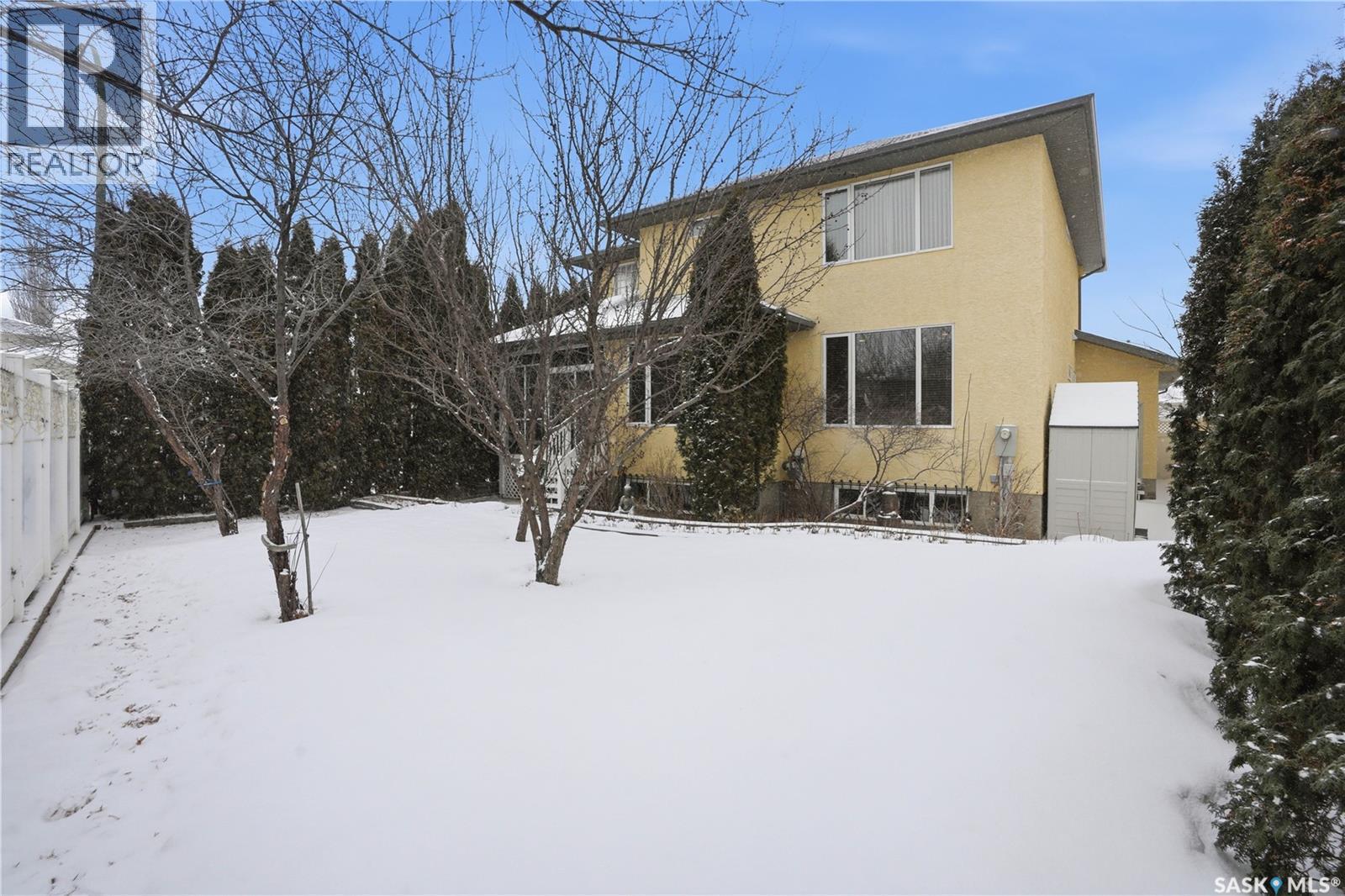 603 Brookhurst Court, Saskatoon, SK - Outdoor