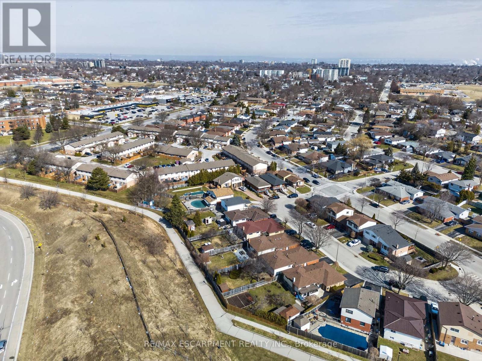 30 Basin Crescent, Hamilton, ON - Outdoor With View