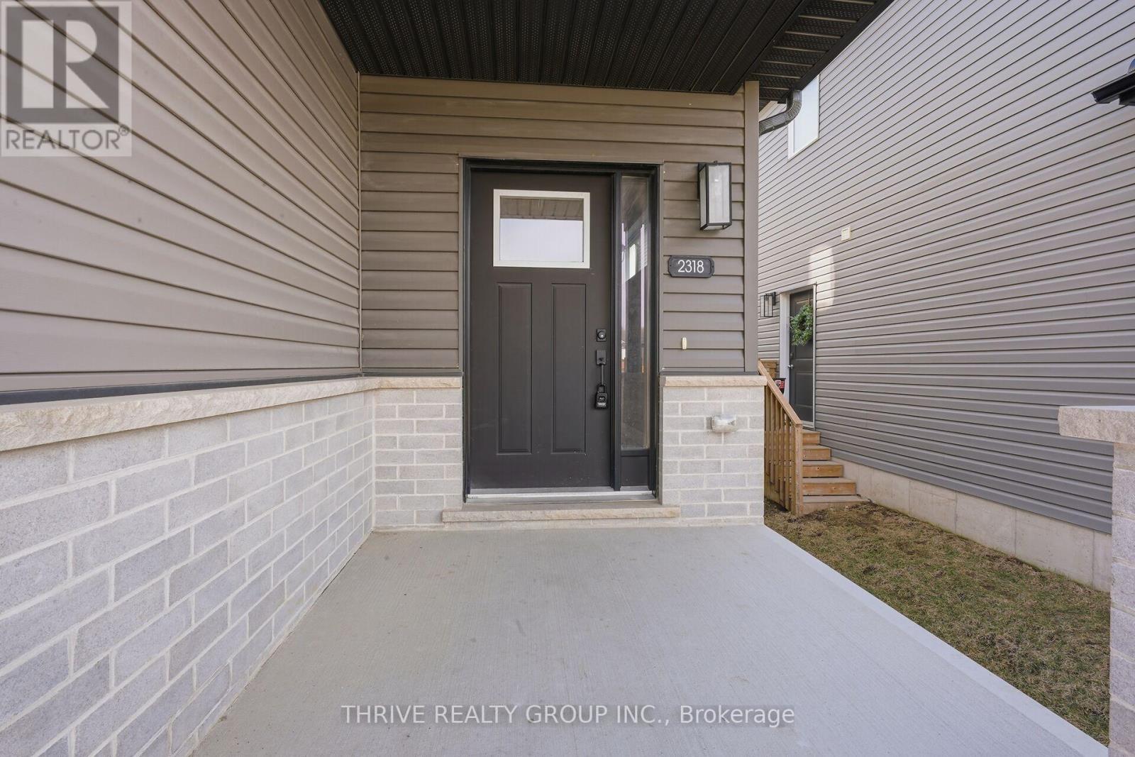 2318 Jordan Boulevard, London North (North S), ON - Outdoor With Exterior