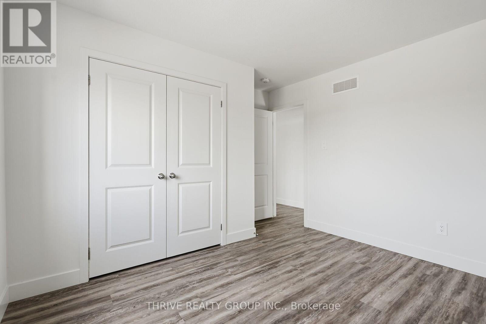 2318 Jordan Boulevard, London North (North S), ON - Indoor Photo Showing Other Room