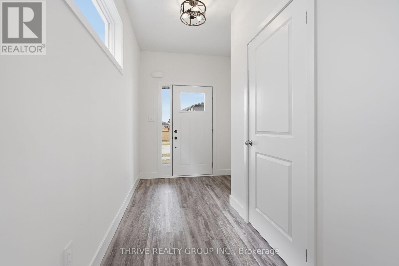 2318 Jordan Boulevard, London North (North S), ON - Indoor Photo Showing Other Room