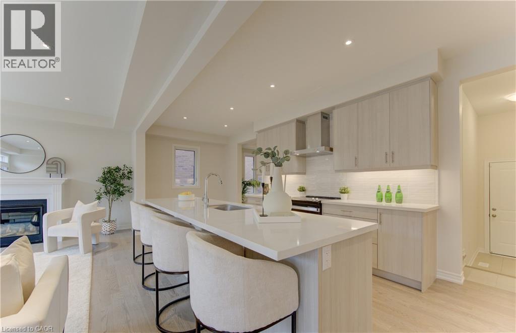39 Guernsey Drive, Kitchener, ON - Indoor Photo Showing Kitchen With Upgraded Kitchen