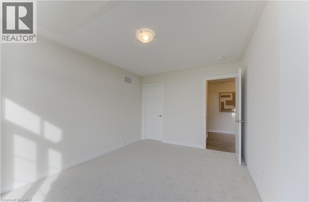 39 Guernsey Drive, Kitchener, ON - Indoor Photo Showing Other Room