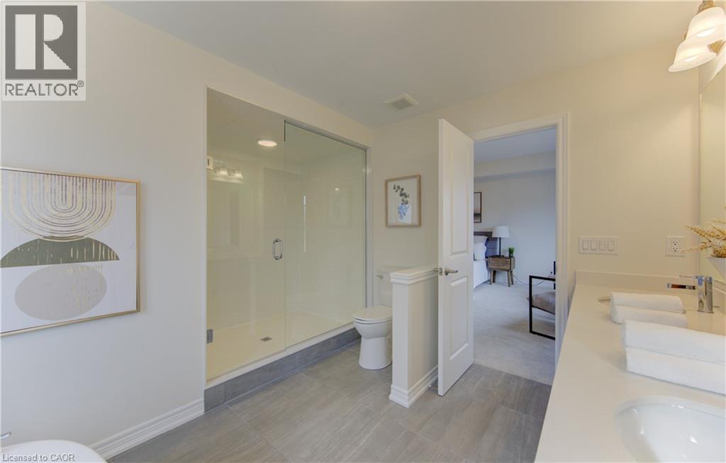 39 Guernsey Drive, Kitchener, ON - Indoor Photo Showing Bathroom