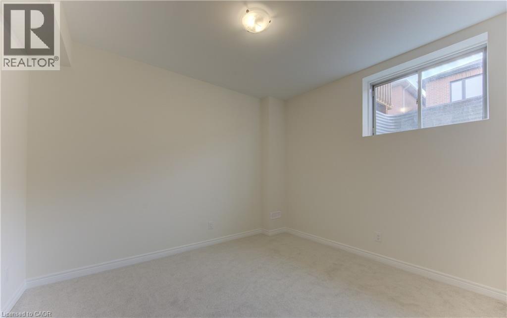 39 Guernsey Drive, Kitchener, ON - Indoor Photo Showing Other Room