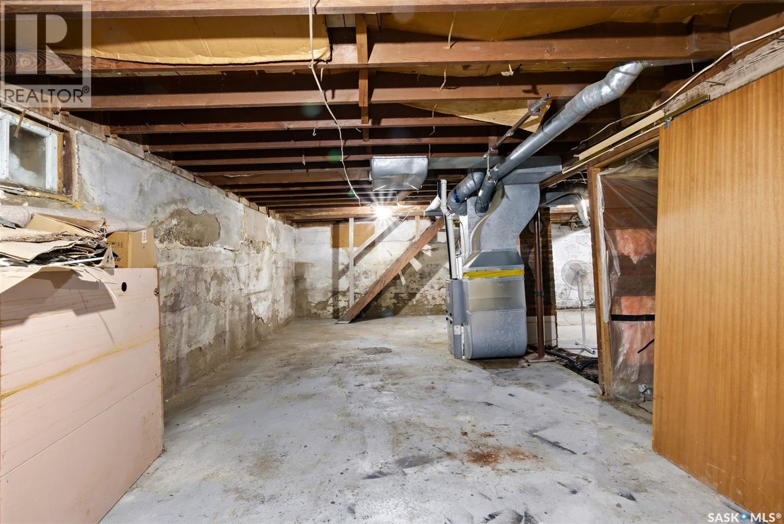 304 Main Street, Avonlea, SK - Indoor Photo Showing Basement