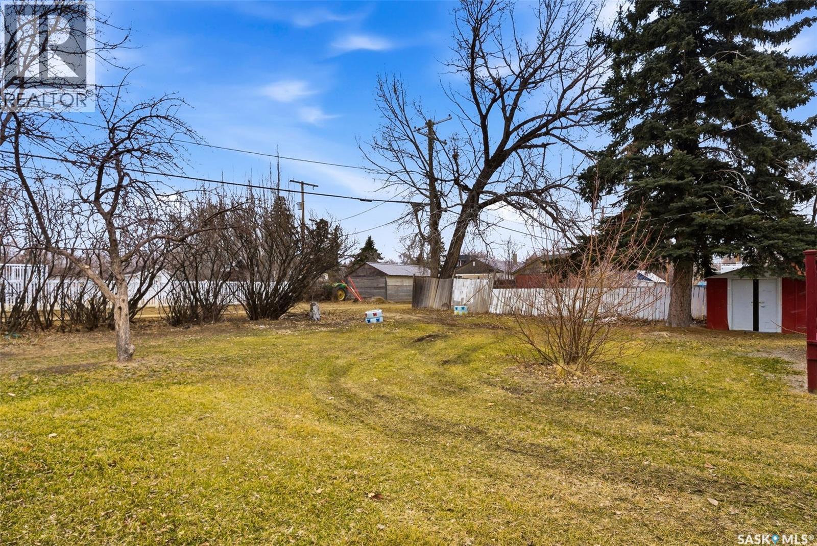 304 Main Street, Avonlea, SK - Outdoor