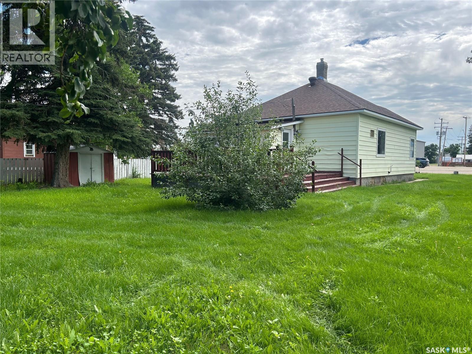 304 Main Street, Avonlea, SK - Outdoor