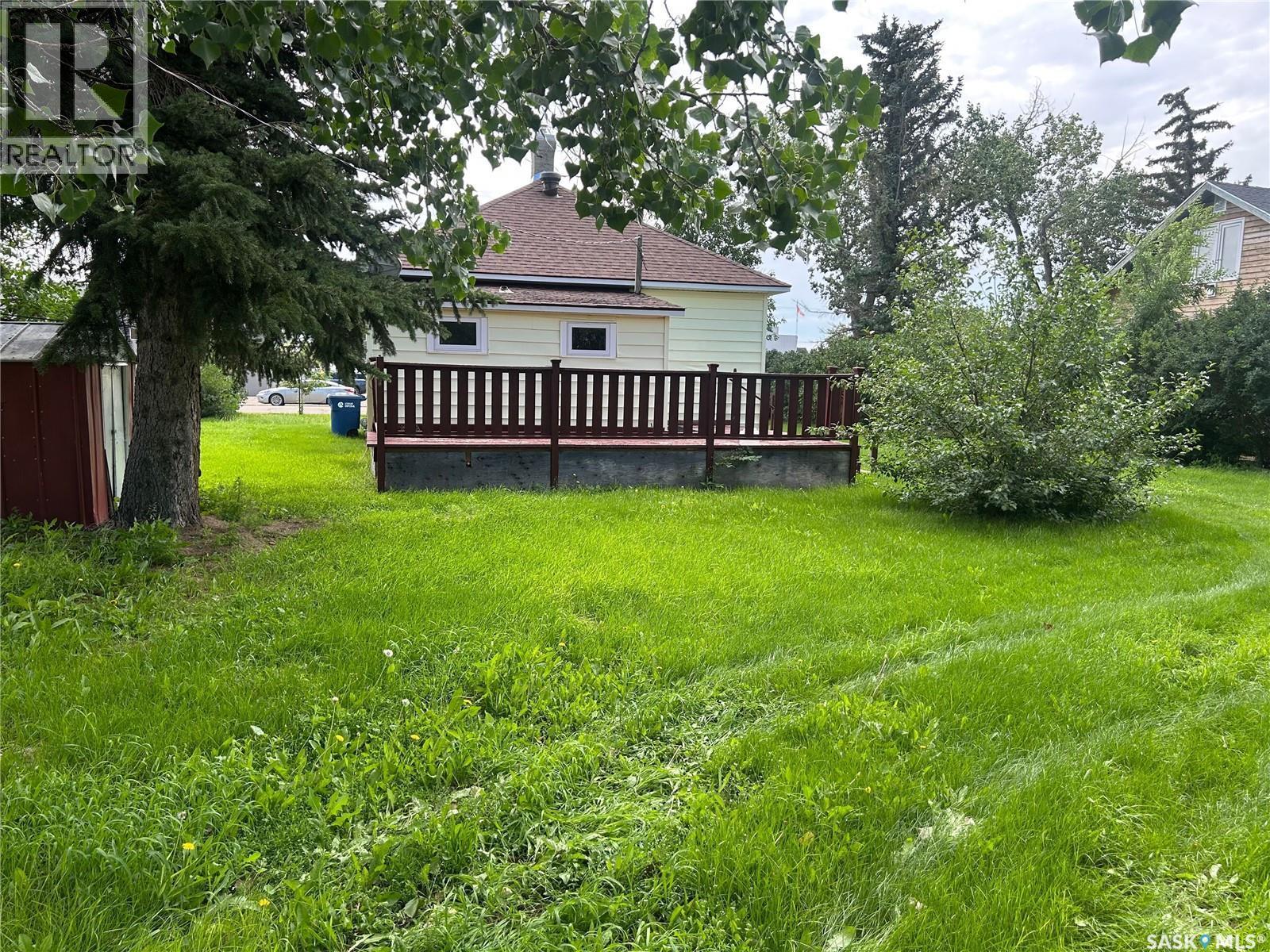 304 Main Street, Avonlea, SK - Outdoor