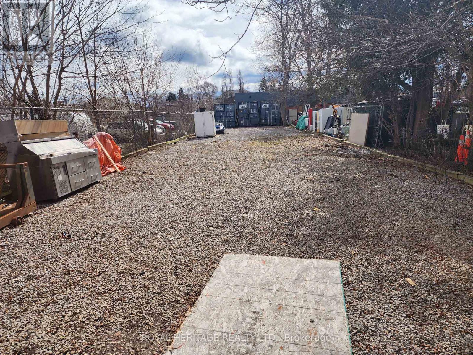203 Valencia Road, Oshawa (Lakeview), ON