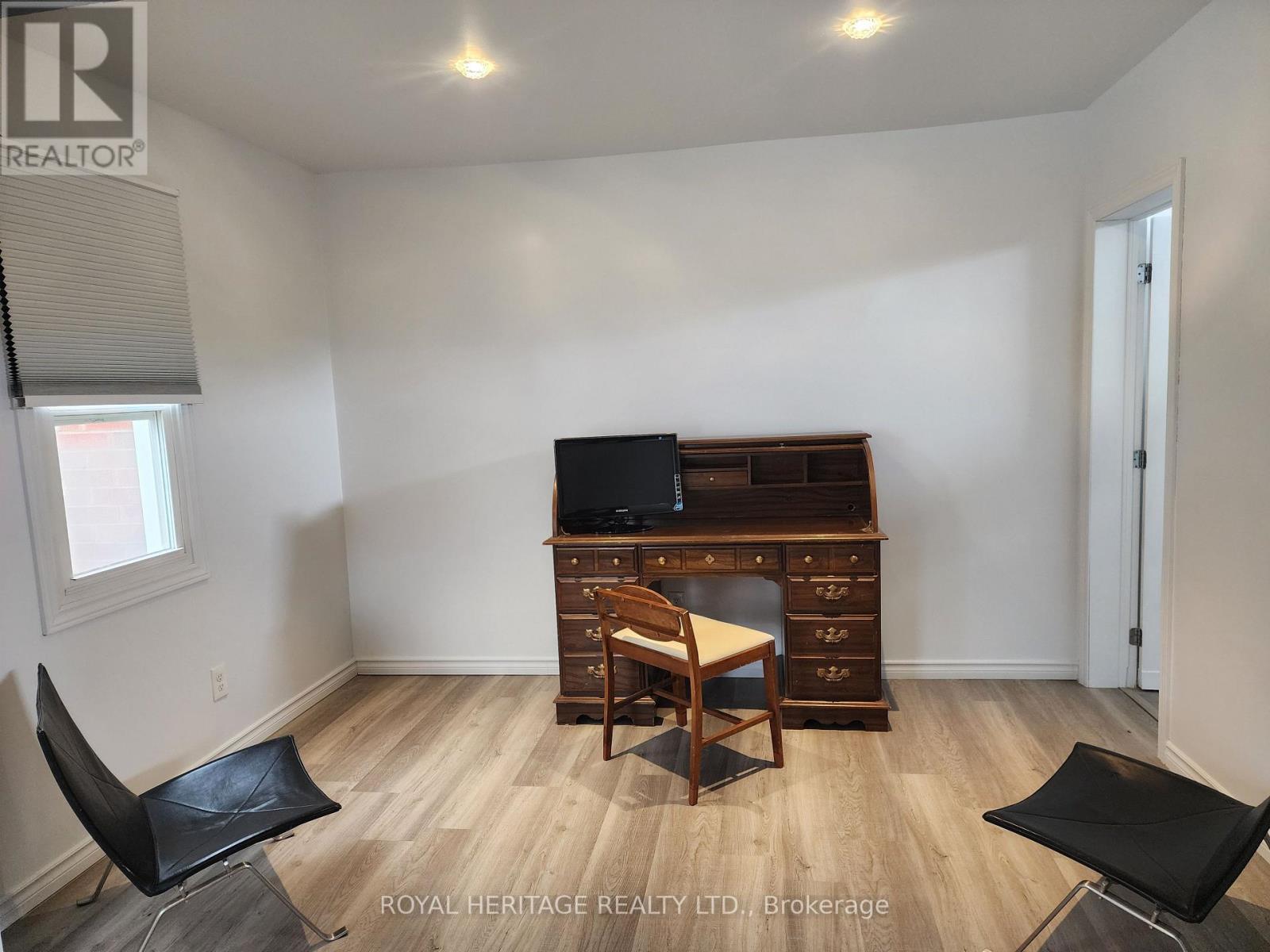 203 Valencia Road, Oshawa (Lakeview), ON