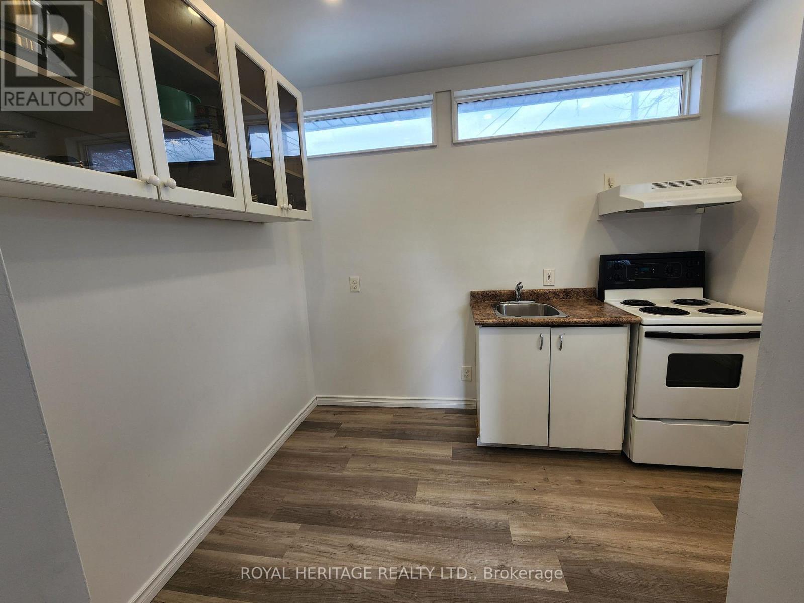 203 Valencia Road, Oshawa (Lakeview), ON