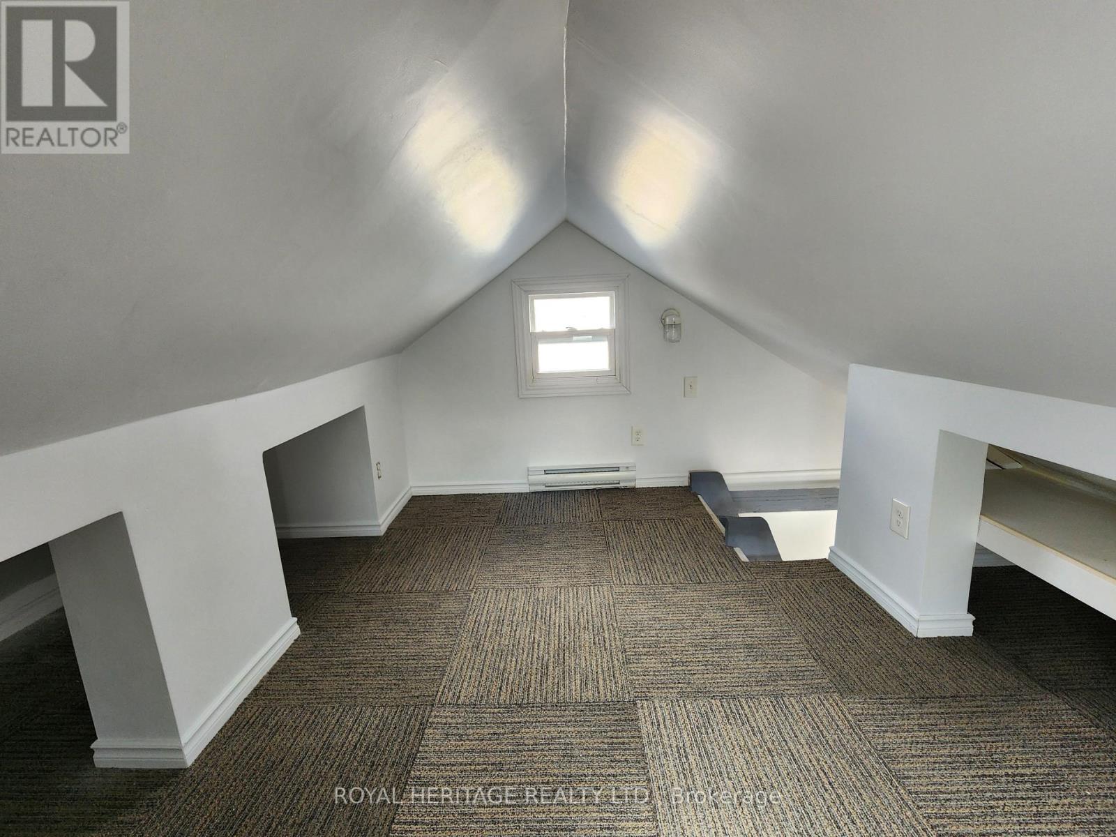 203 Valencia Road, Oshawa (Lakeview), ON