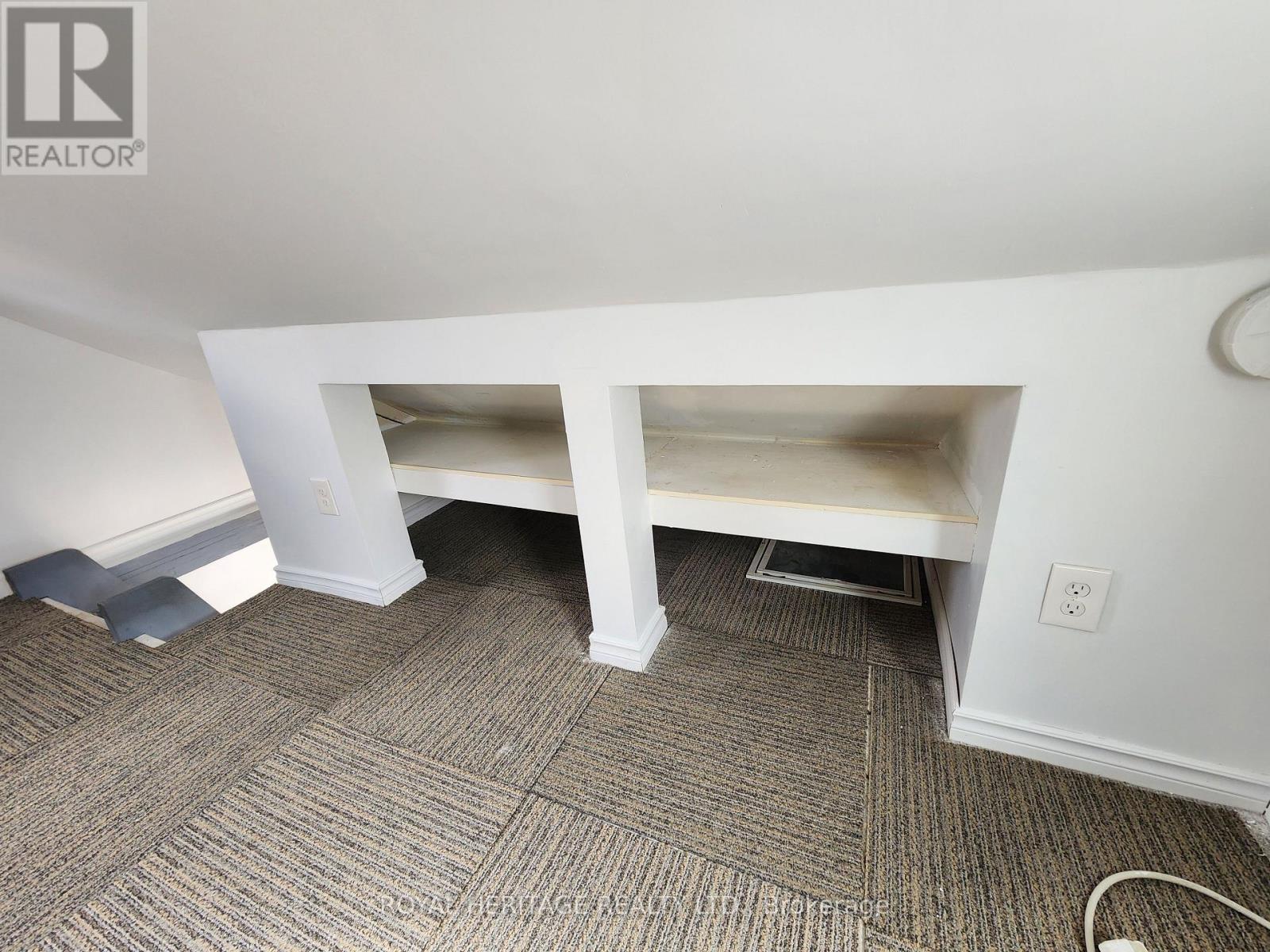 203 Valencia Road, Oshawa (Lakeview), ON