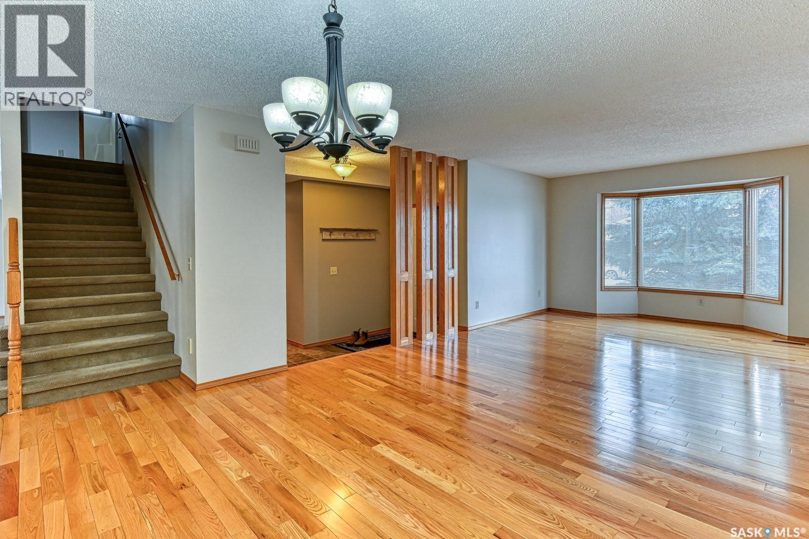 2659 Lacombe Crescent E, Regina, SK