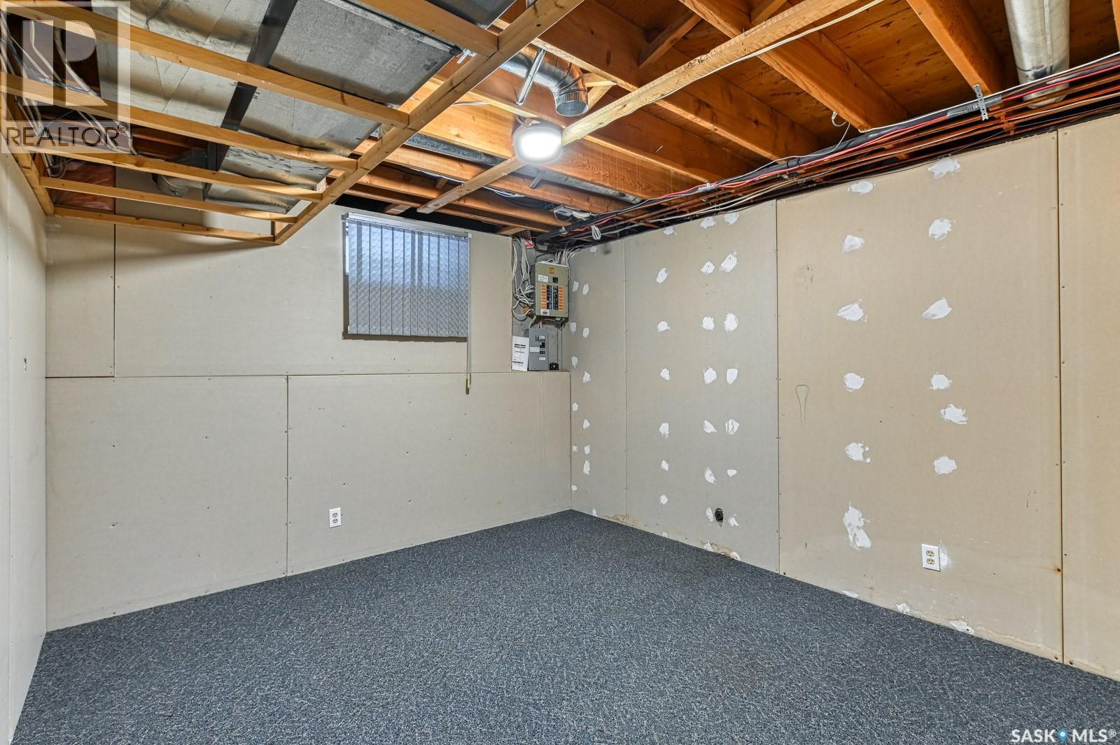 2659 Lacombe Crescent E, Regina, SK