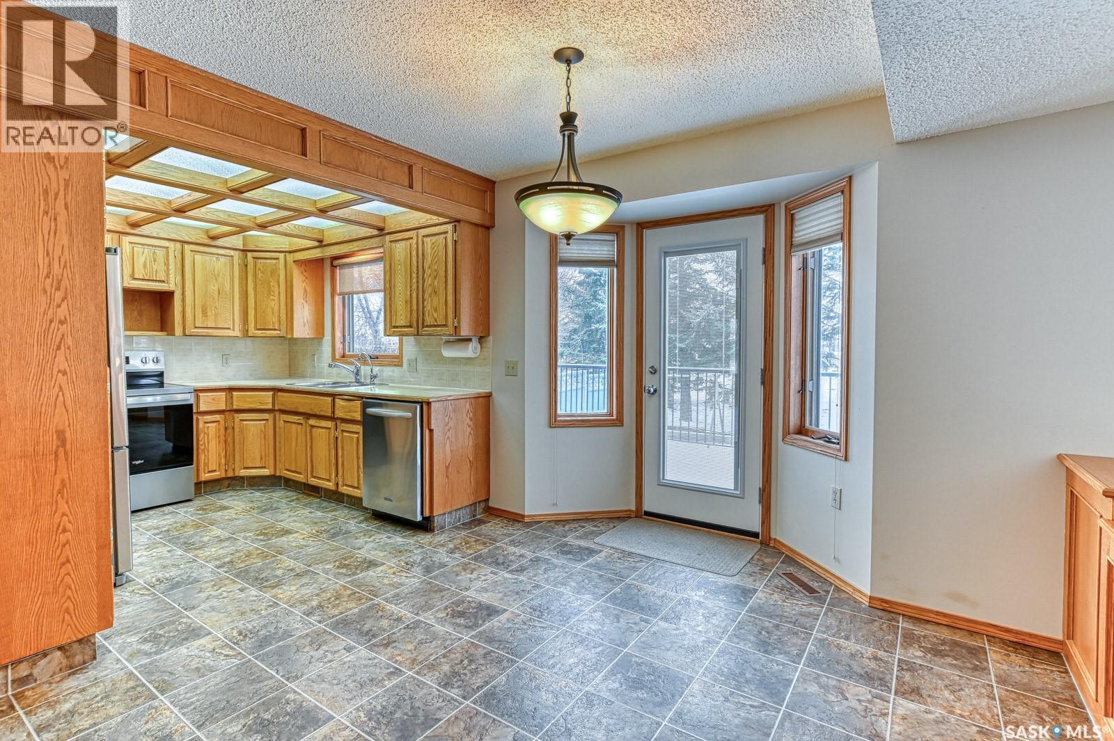 2659 Lacombe Crescent E, Regina, SK