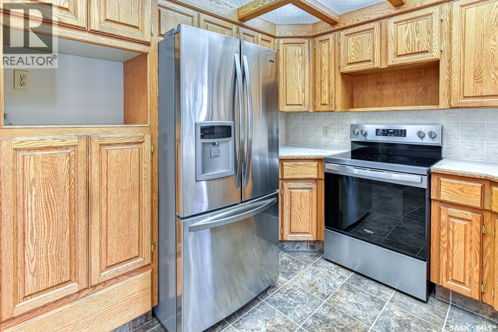 2659 Lacombe Crescent E, Regina, SK