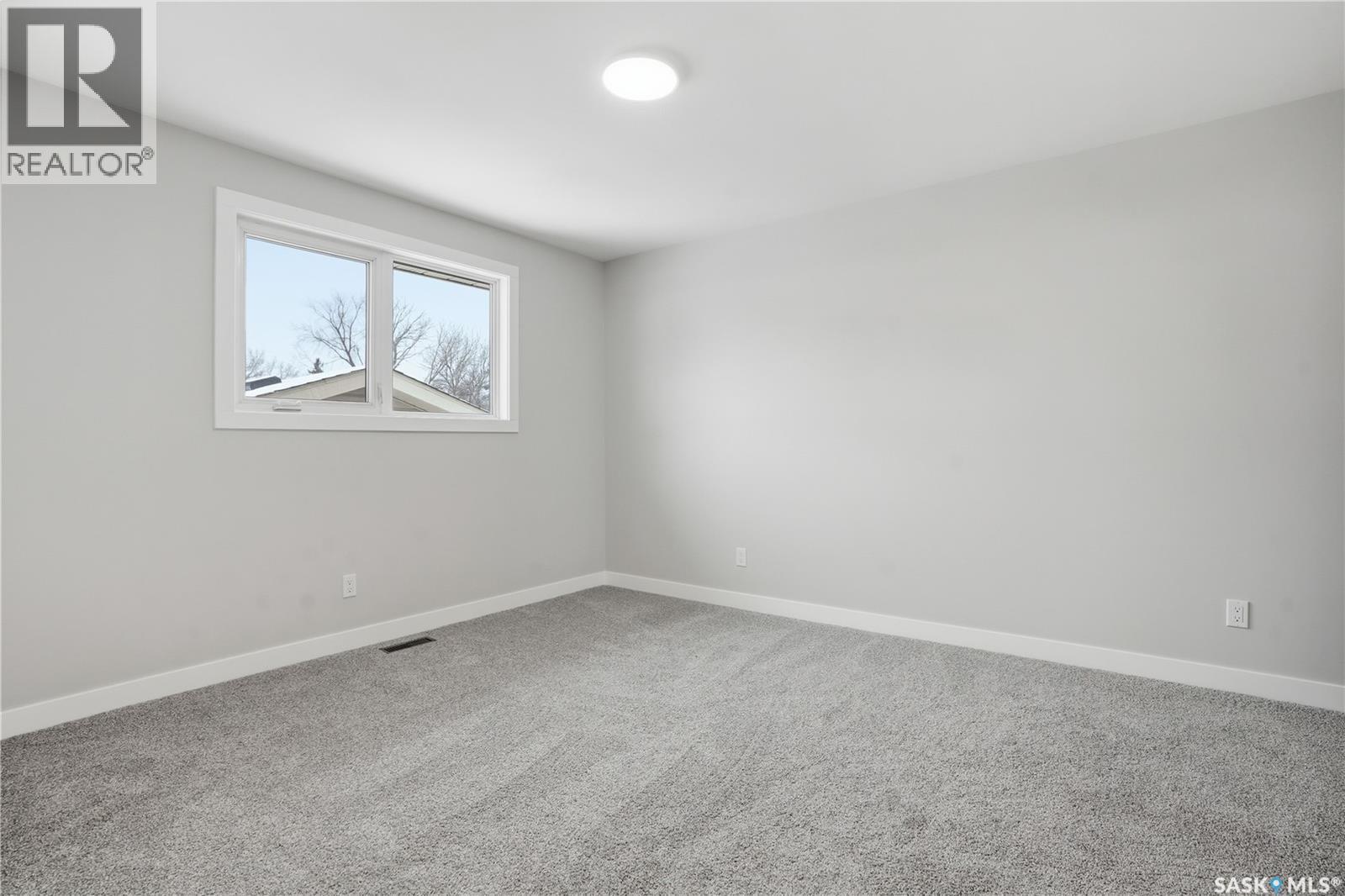 31 Newstead Avenue, Regina, SK - Indoor Photo Showing Other Room