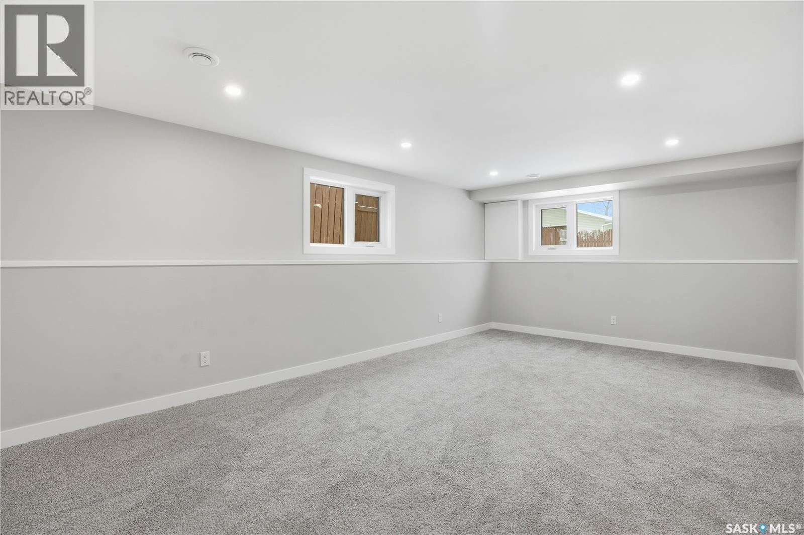 31 Newstead Avenue, Regina, SK - Indoor