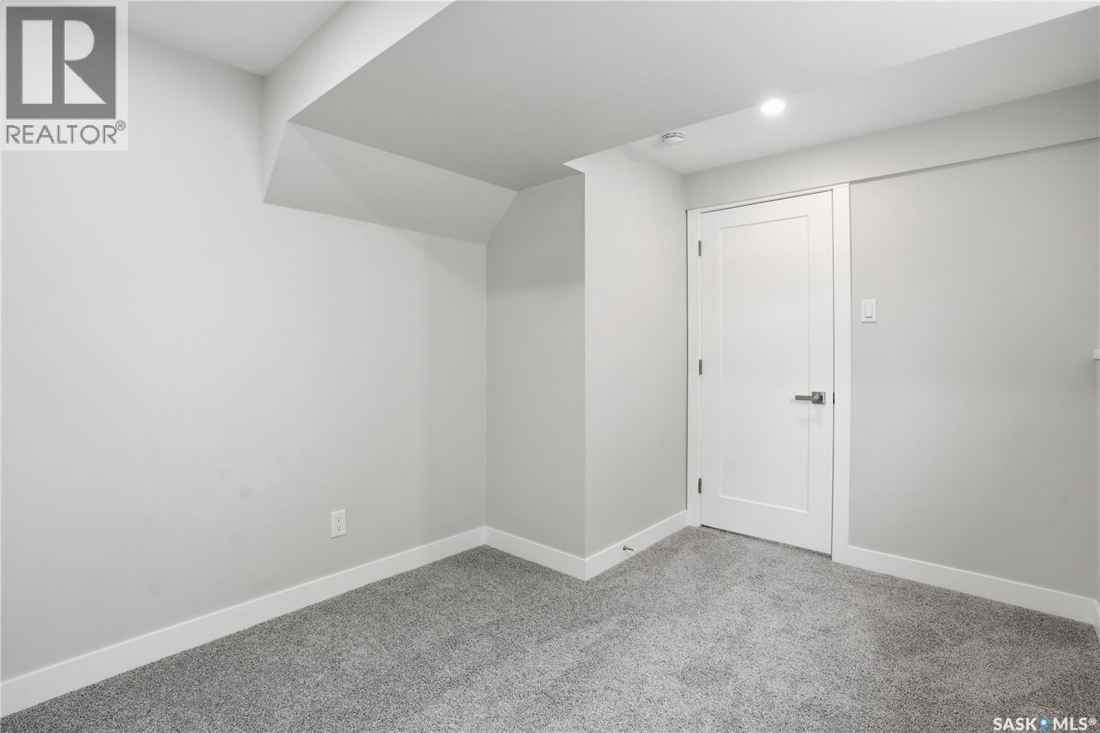 31 Newstead Avenue, Regina, SK - Indoor Photo Showing Other Room