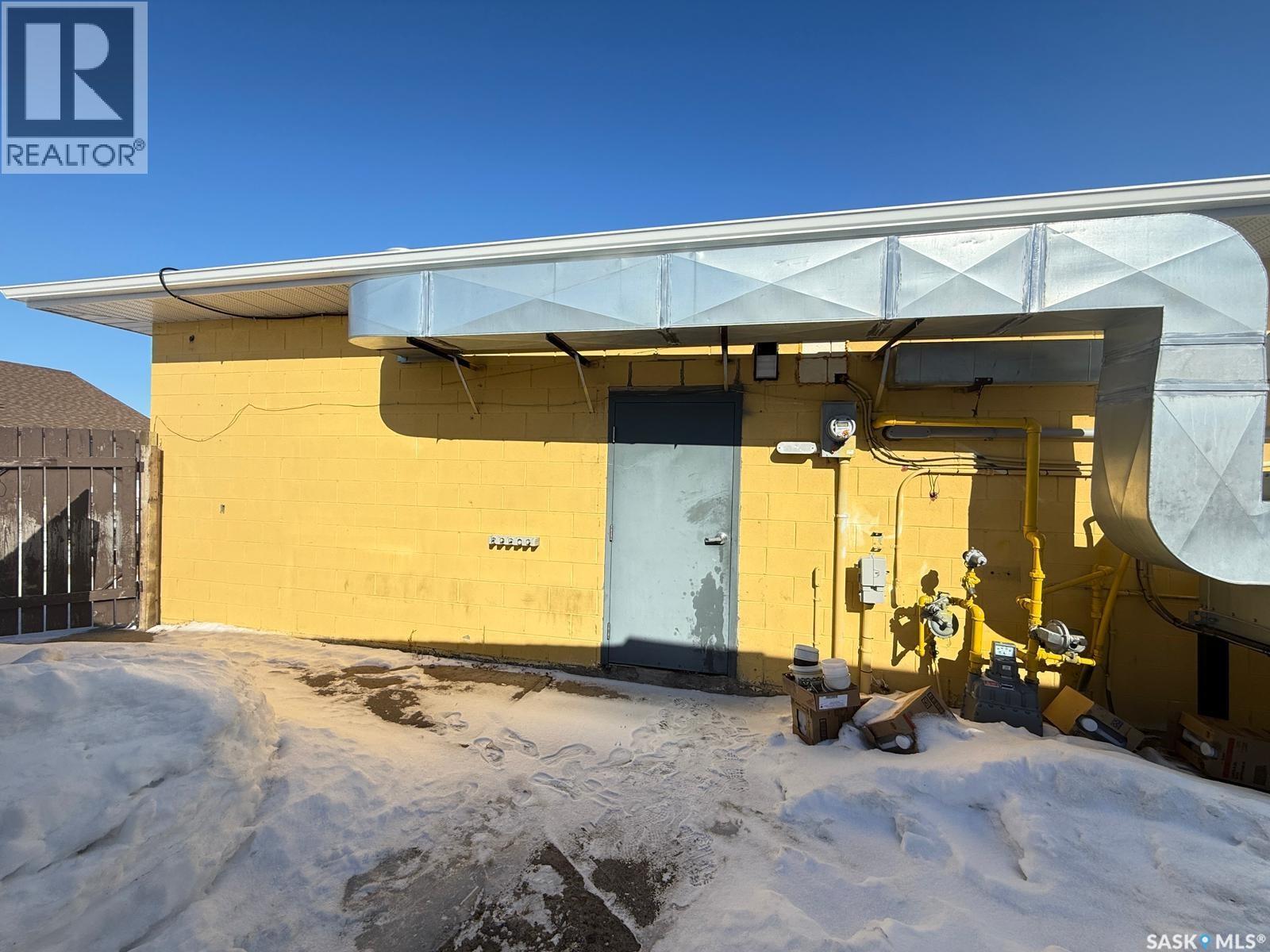531 South Service Road, Wynyard, SK