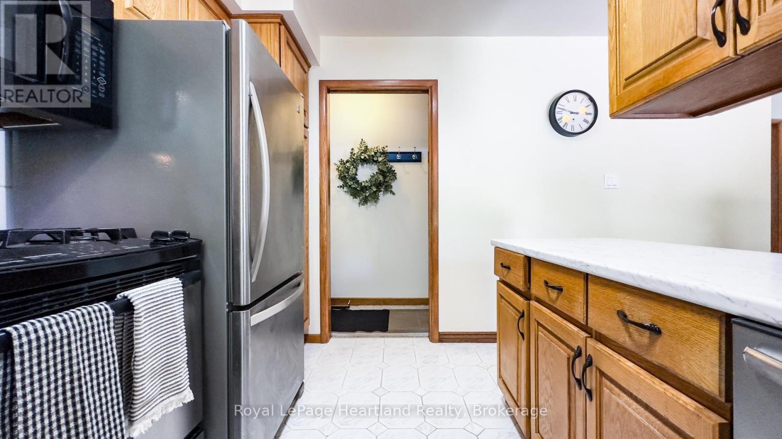 10 Bissett Court, Goderich (Goderich (Town)), ON - Indoor