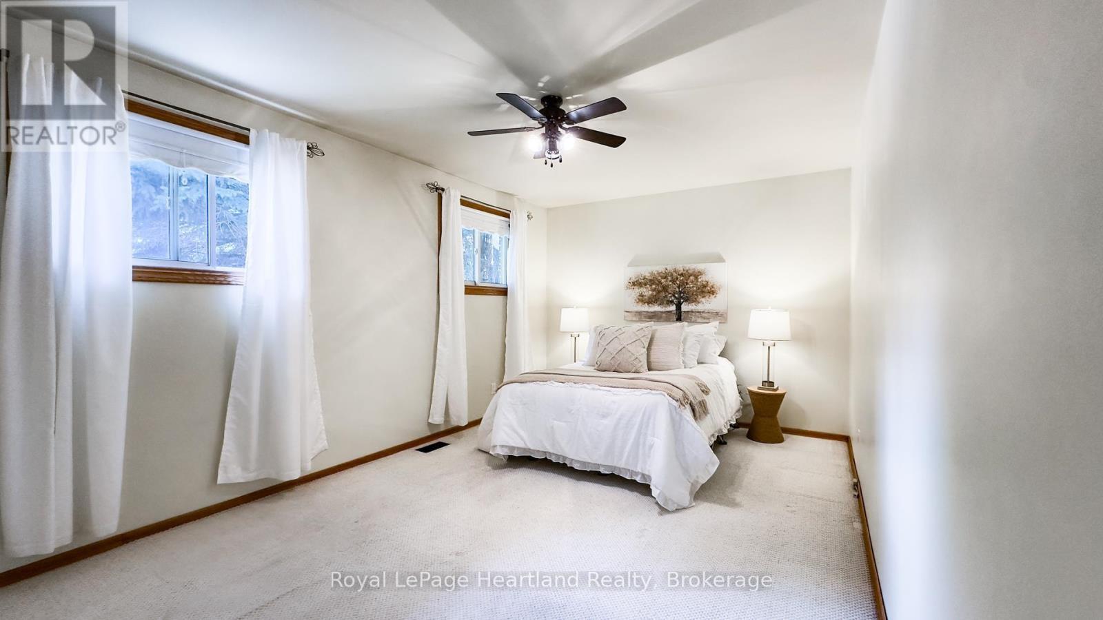 10 Bissett Court, Goderich (Goderich (Town)), ON - Indoor Photo Showing Bedroom