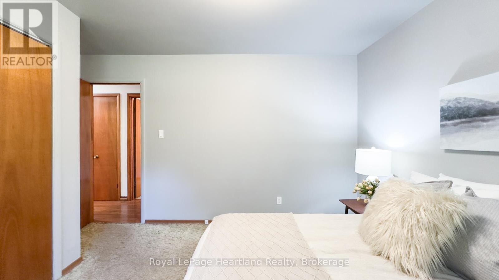 10 Bissett Court, Goderich (Goderich (Town)), ON - Indoor Photo Showing Bedroom