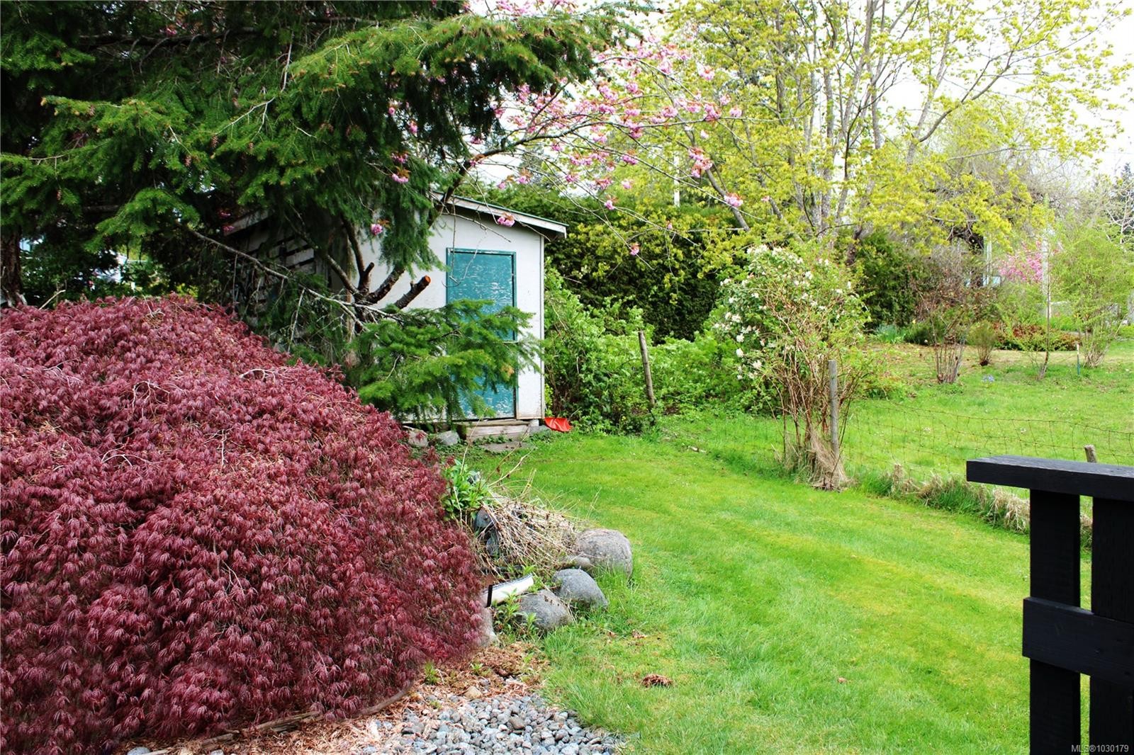 5904 Garvin Rd, Union Bay, BC
