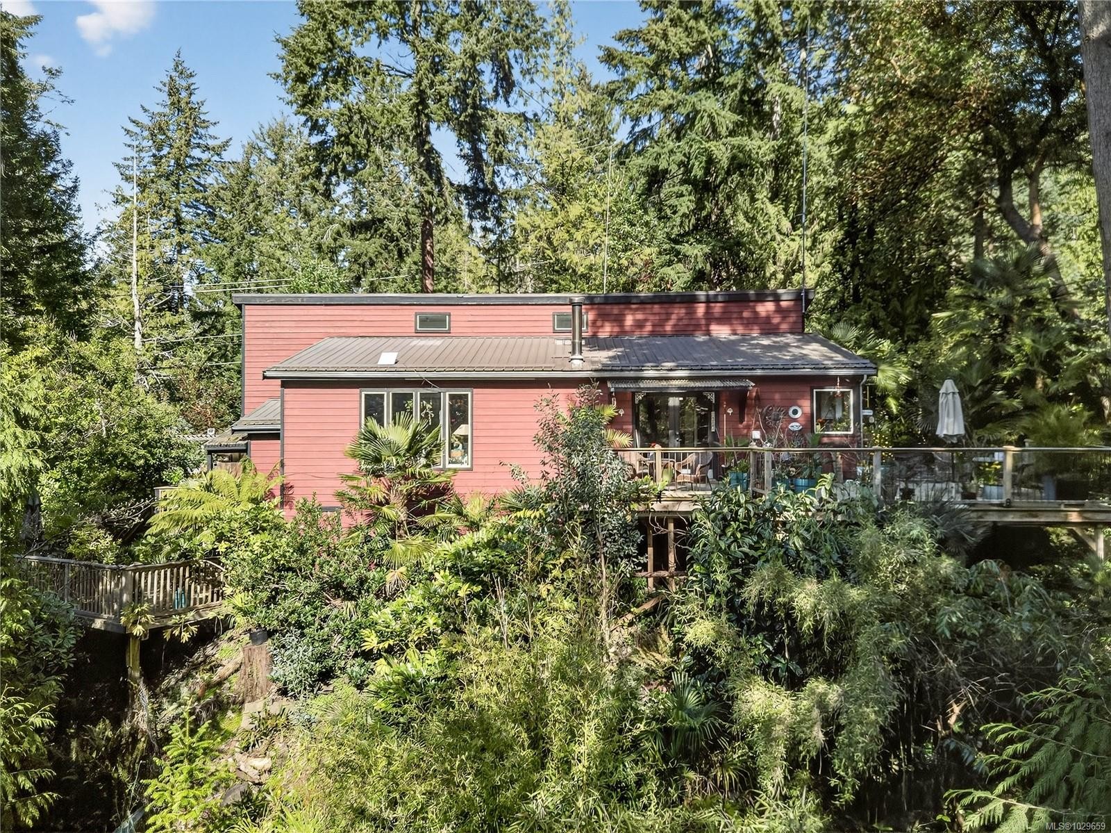 2470 North End Rd, Salt Spring, BC