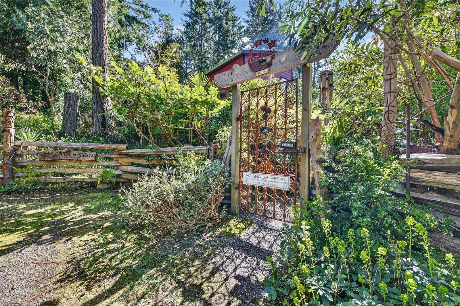 2470 North End Rd, Salt Spring, BC