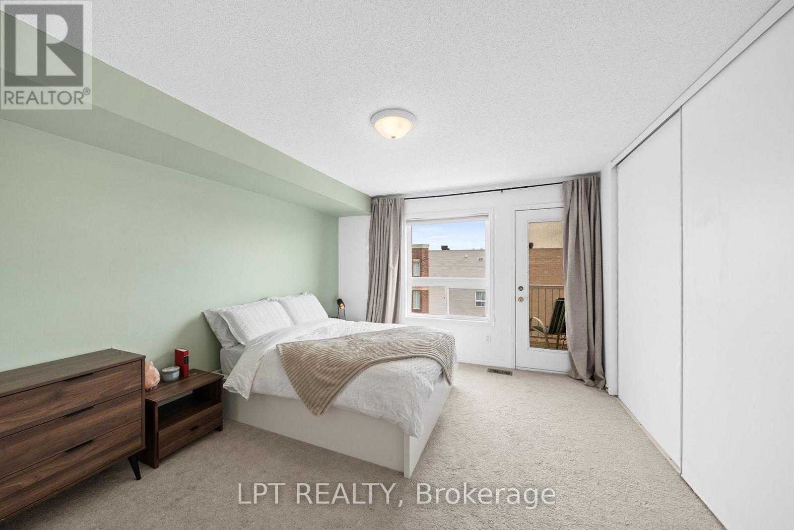 902 Longfields Drive, Ottawa, ON - Indoor Photo Showing Bedroom
