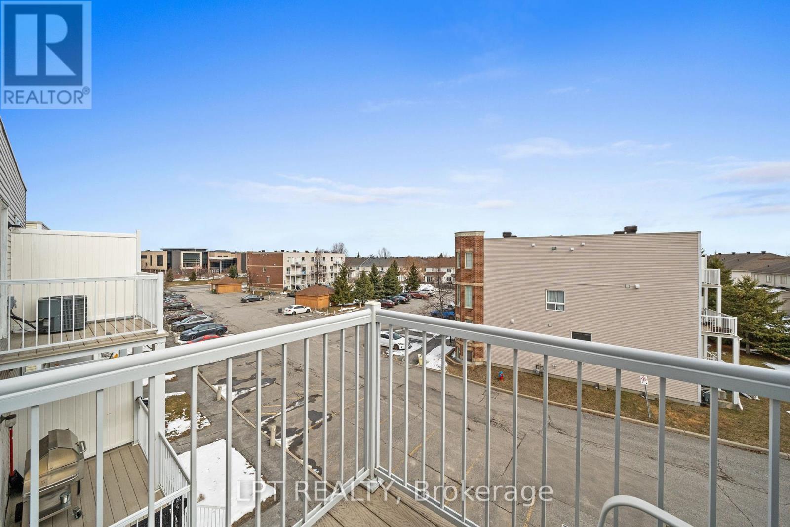 902 Longfields Drive, Ottawa, ON - Outdoor With Balcony