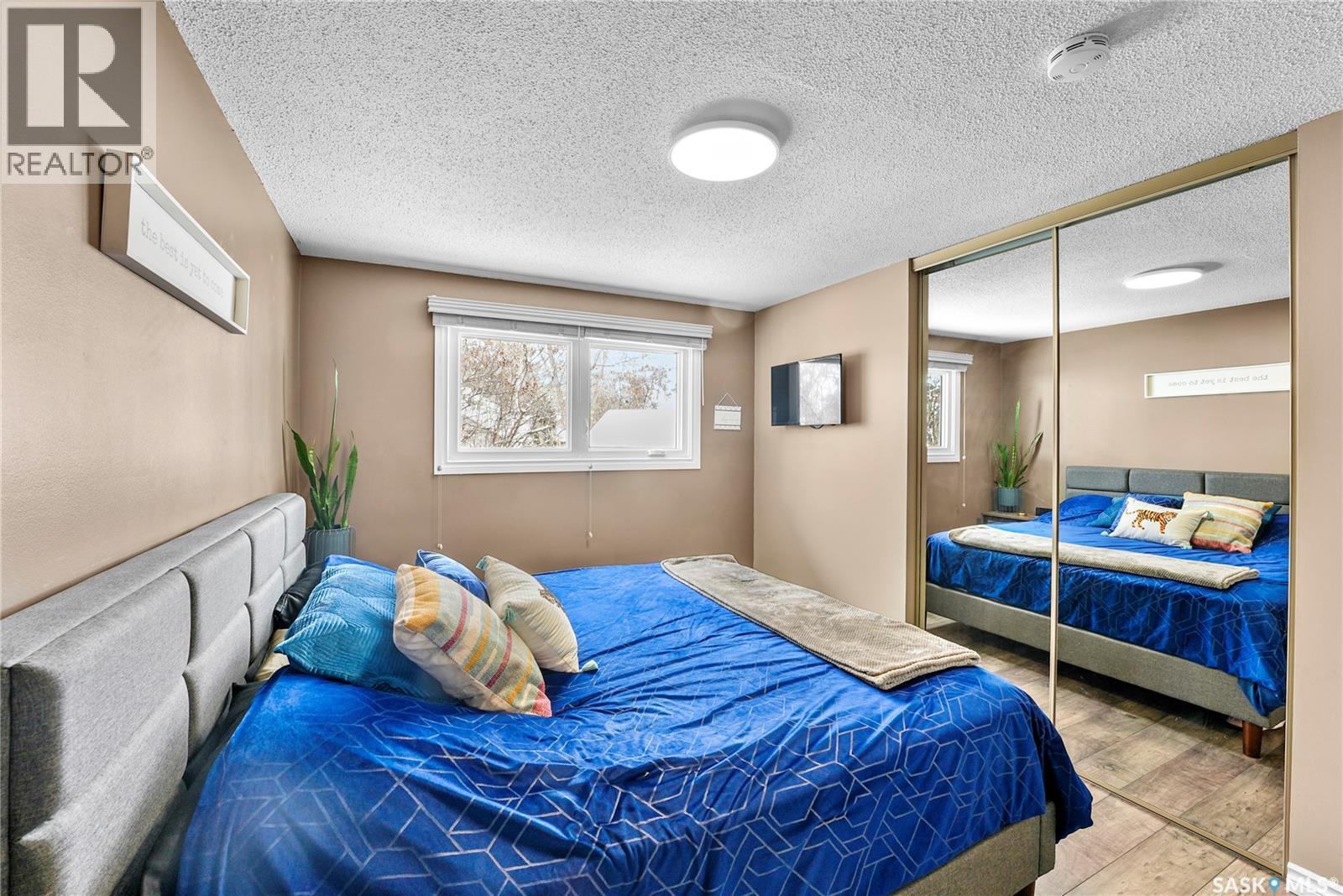 60 Empress Drive, Regina, SK - Indoor Photo Showing Bedroom