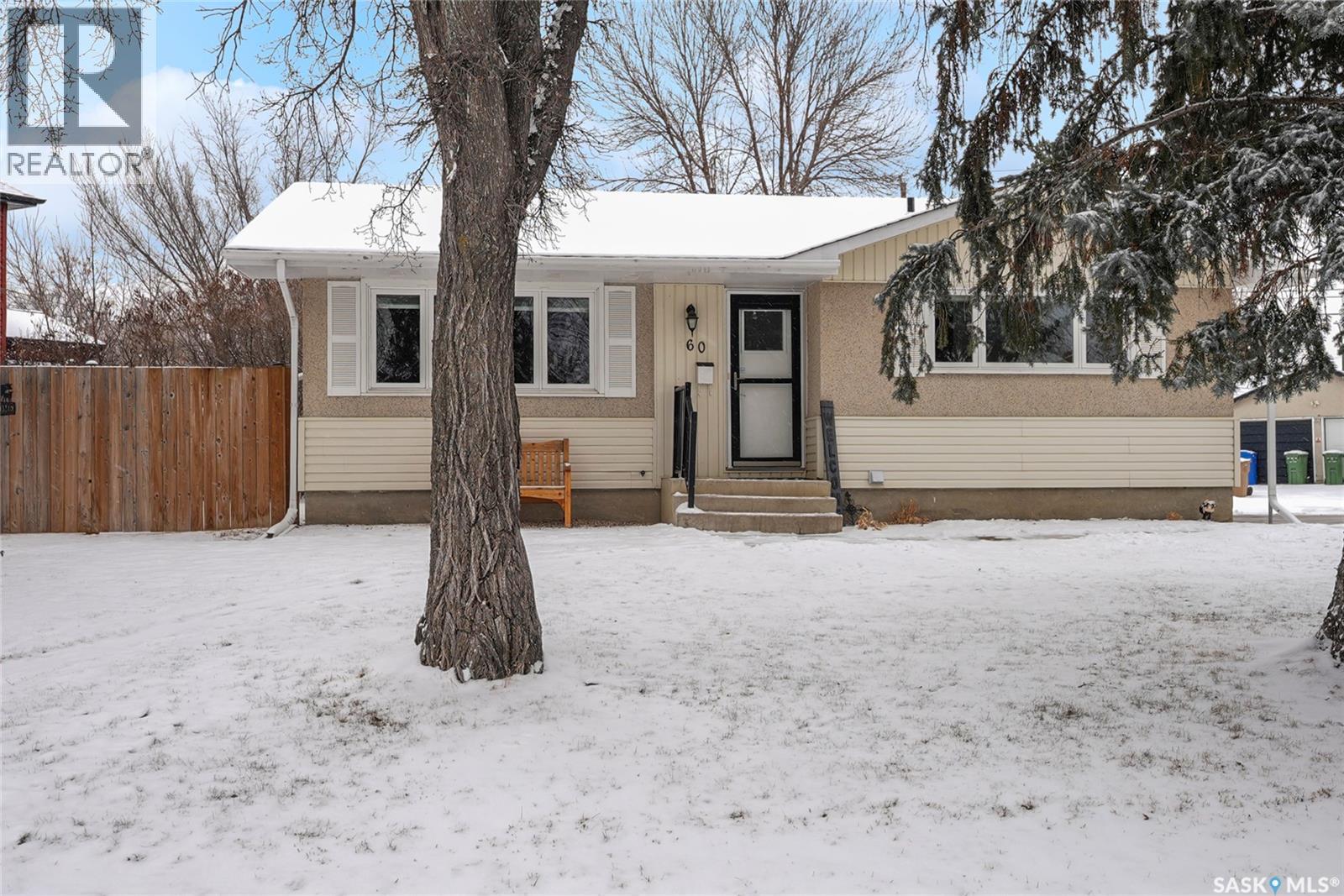 60 Empress Drive, Regina, SK - Outdoor