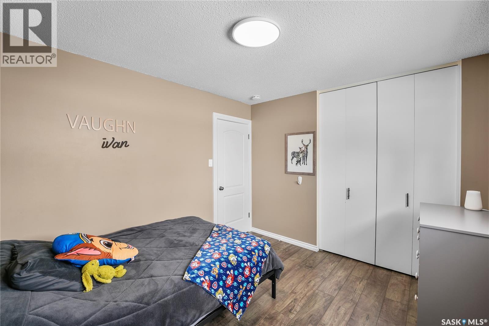 60 Empress Drive, Regina, SK - Indoor Photo Showing Bedroom