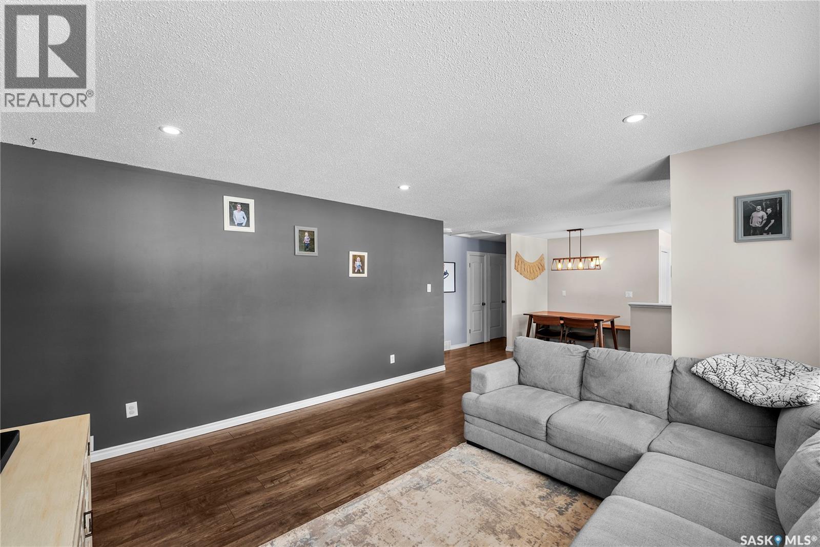 60 Empress Drive, Regina, SK - Indoor