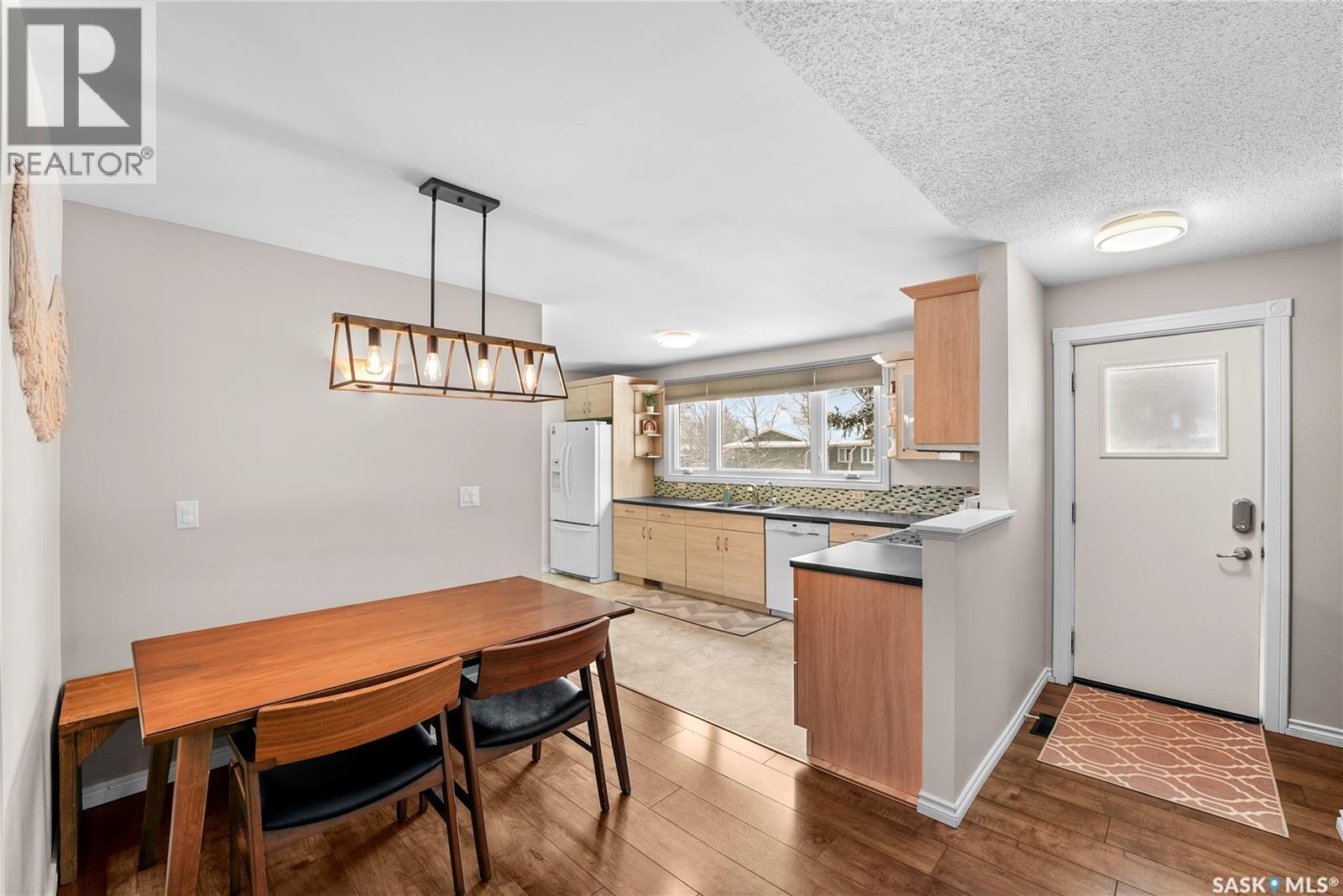 60 Empress Drive, Regina, SK - Indoor