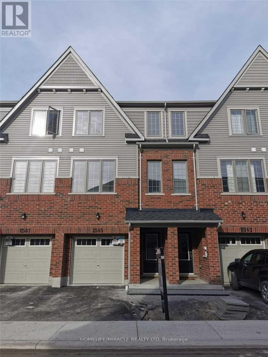 2565 Mojave Path, Oshawa, ON - Outdoor With Facade