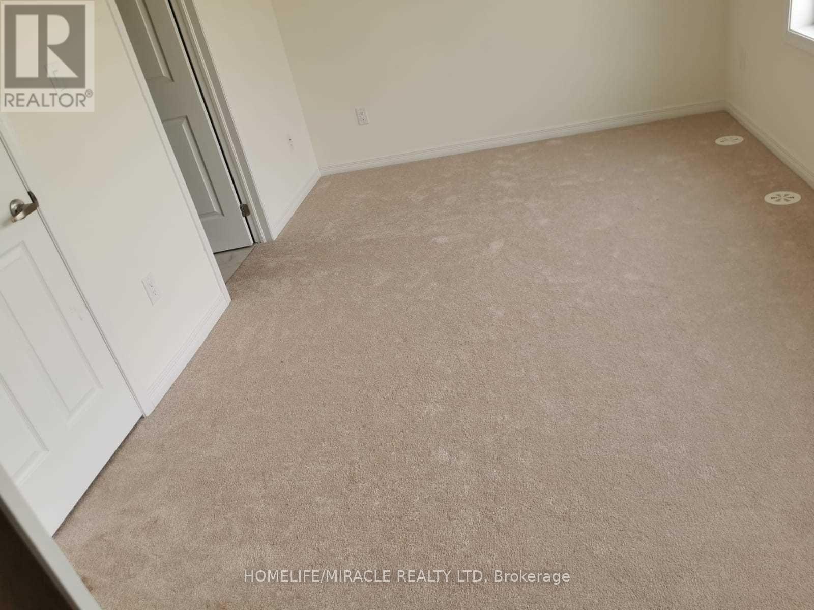 2565 Mojave Path, Oshawa, ON - Indoor Photo Showing Other Room