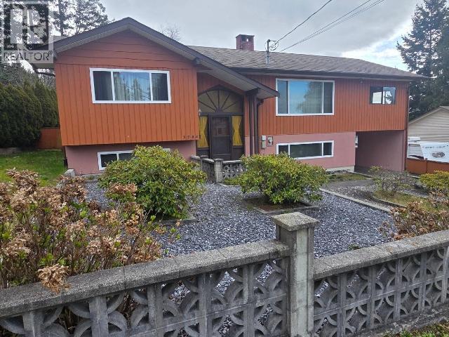 3284 Cariboo Ave, Powell River, BC - Outdoor