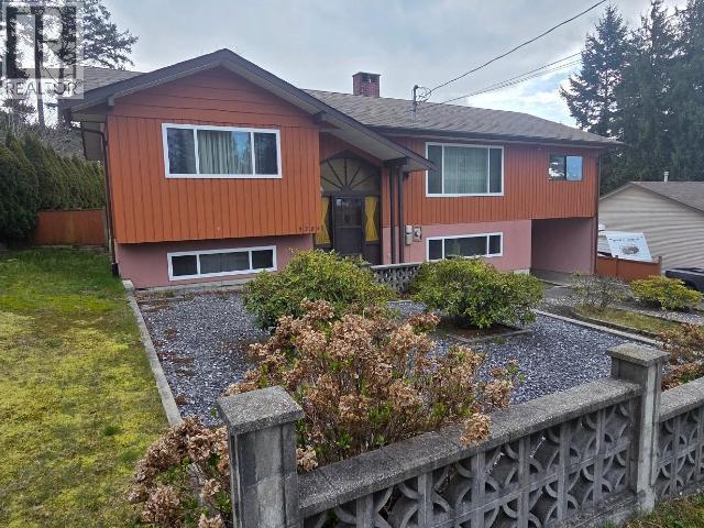 3284 Cariboo Ave, Powell River, BC - Outdoor