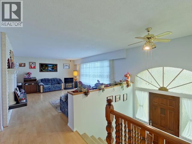3284 Cariboo Ave, Powell River, BC - Indoor Photo Showing Other Room