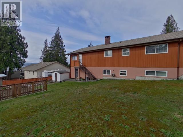 3284 Cariboo Ave, Powell River, BC - Outdoor With Exterior