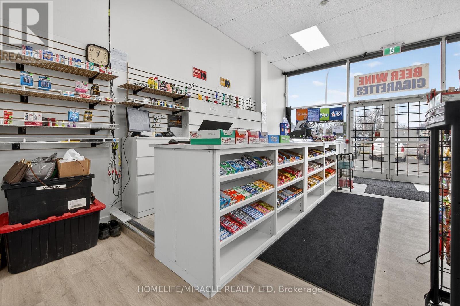 1051 Upper James Street, Hamilton, ON