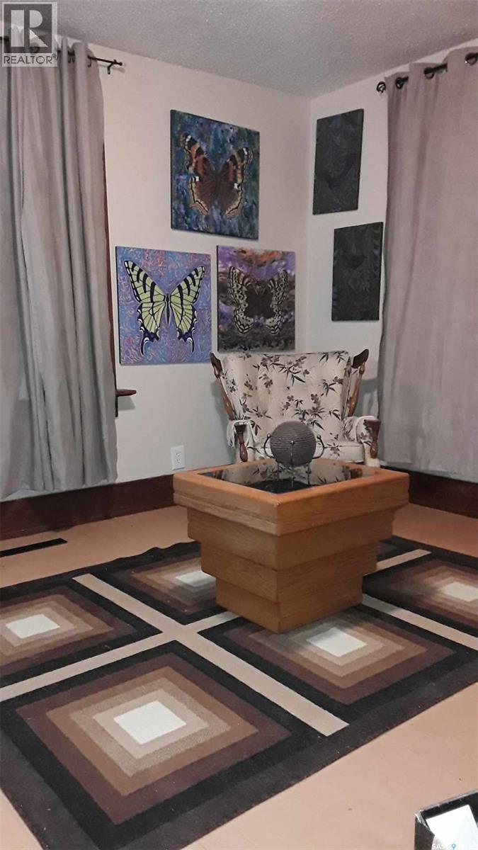 Nw1 34-24-W2, Usborne Rm No. 310, SK - Indoor Photo Showing Other Room