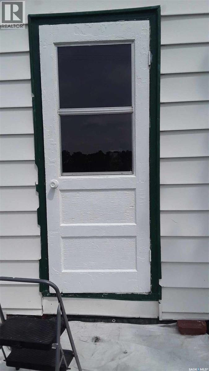 Nw1 34-24-W2, Usborne Rm No. 310, SK - Outdoor With Exterior