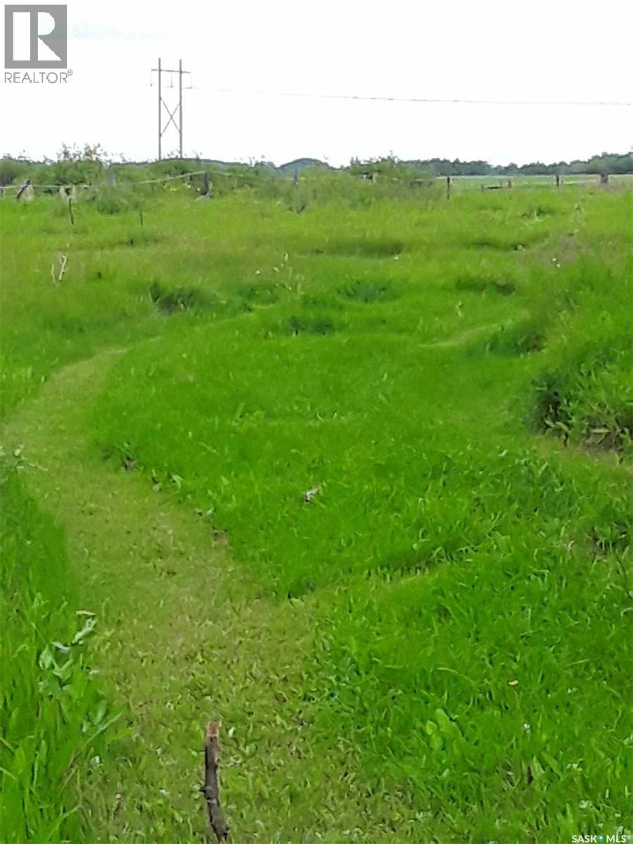 Nw1 34-24-W2, Usborne Rm No. 310, SK - Outdoor